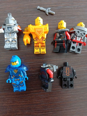 LEGO Knights πακέτο με 7 μίνι φιγούρες και αξεσουάρ