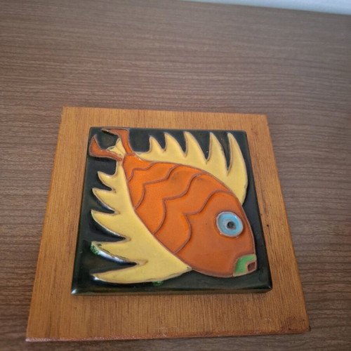 Vintage ceramic fish tile like new 14x14