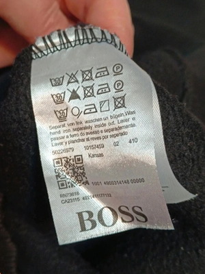 Boss Hugo Boss men's black hoodie and sweatpants set, size M