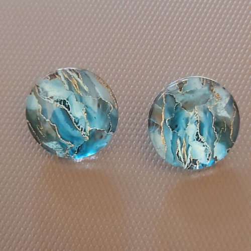 Resin earrings with blue-green waves and silver stud new