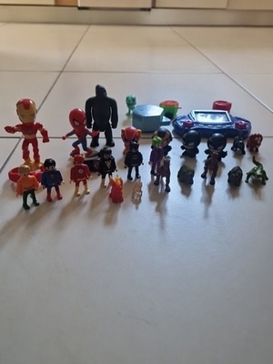 DC Super Heroes playmobil, kinder, dinosaurs, PJ Masks toy set