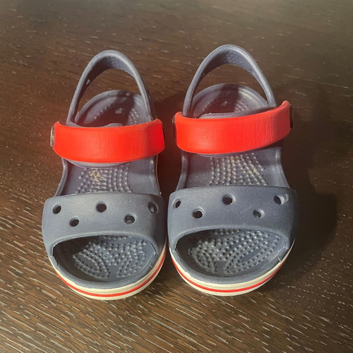 Crocs kids sandals like new, size 20-21, blue