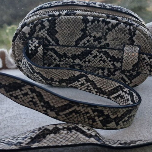Stradivarius belt bag like new with snake print