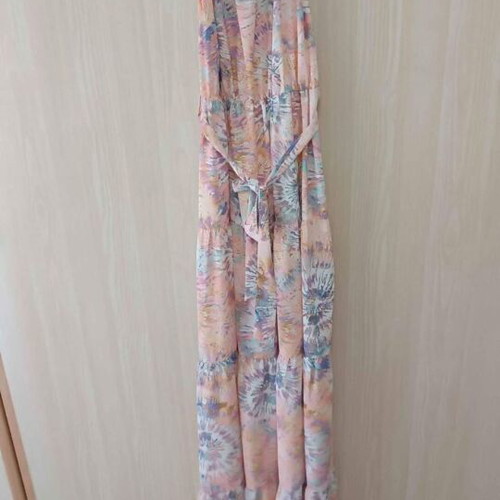 Figaro maxi dress like new, size medium, halter neck