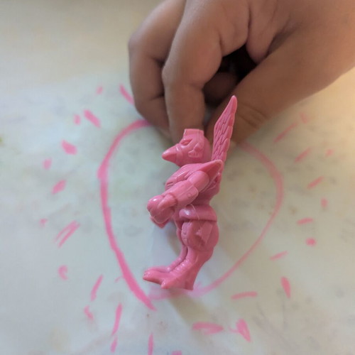 Teratomachos Pink Eagle figure used, slight paint on one foot
