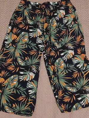 Zip Culottes like new, size S 36 8, multicolor