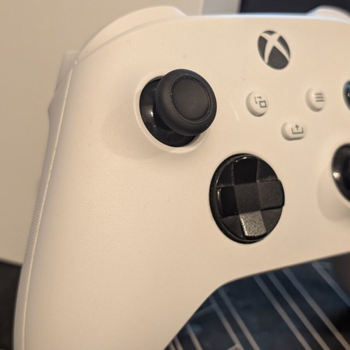 Xbox Series S 512GB console with controller and power cable