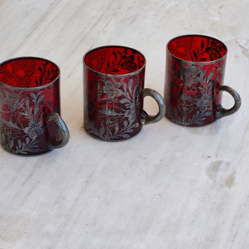 Red glass cups with hunting motif and carved scenes, silver, set of 3 used