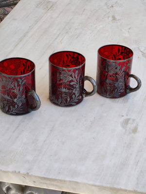 Red glass cups with hunting motif and carved scenes, silver, set of 3 used