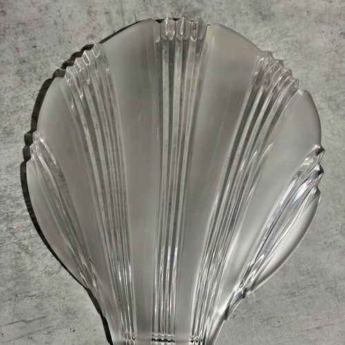 Vintage glass fondue bowl shaped like a shell, like new