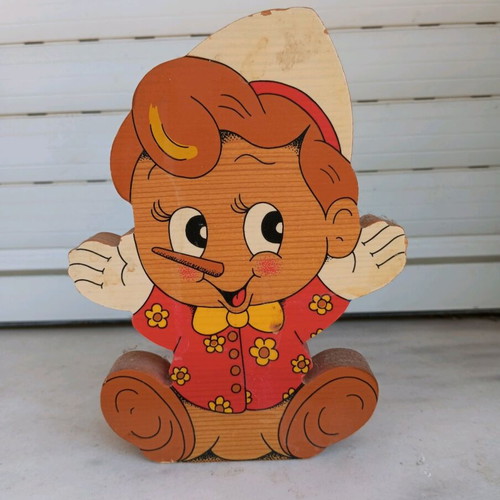 Pinocchio pencil holder like new
