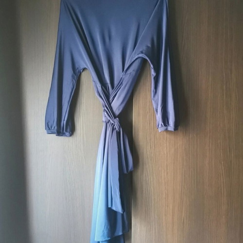 Women's blue dress like new, viscose fabric with satin
