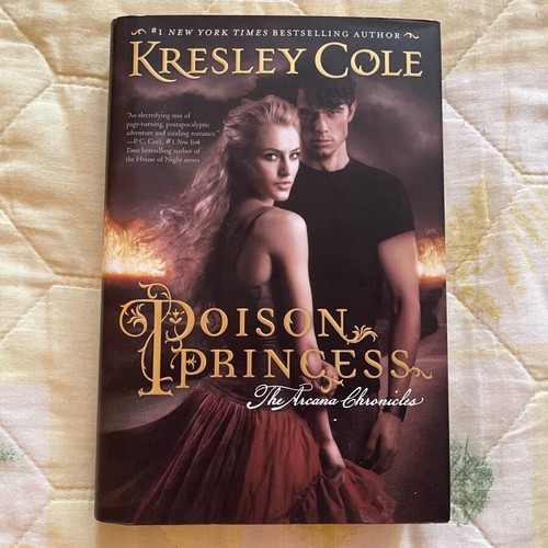 Poison Princess από Kresley Cole σαν καινούργιο, πρώτο βιβλίο της σειράς The Arcana Chronicles