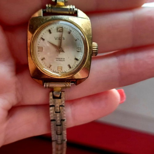Vinca wristwatch women's used gold-plated from Switzerland manual winding