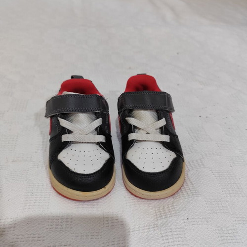 Nike baby shoes used, size 22.5