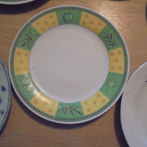 Porcelain plates used, set of 8 pieces 19.5cm with 3 Mytaras signatures