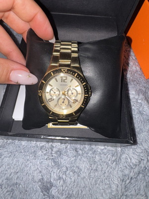 Guess gold-plated stainless steel women's watch