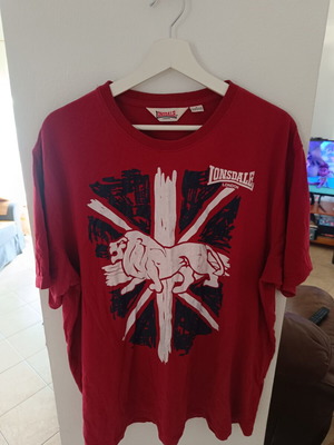 Lonsdale London Lion t-shirt μεταχειρισμένο, μέγεθος 3XL, άσπρο και κόκκινο