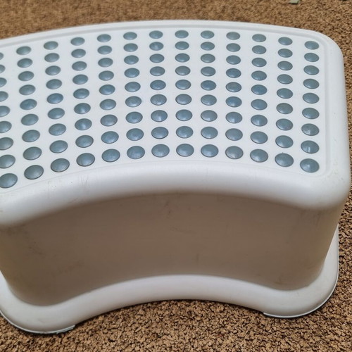 Non-slip stool like new, pack of 20, IKEA kids