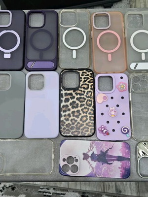 Apple iPhone 13 Pro cases like new, pack of 21 with 2 pop sockets gift
