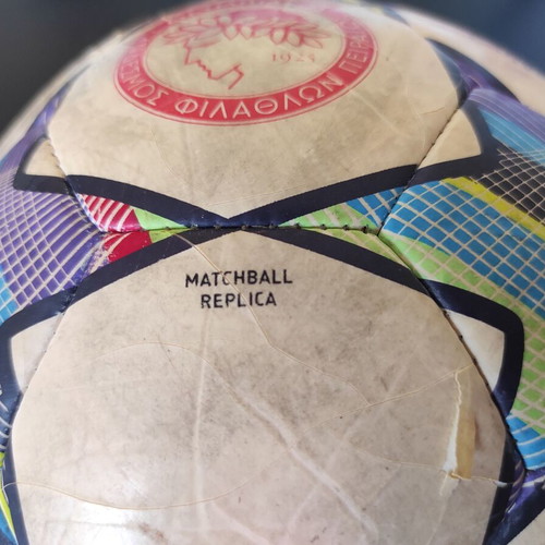 Adidas Finale 14 Match Ball Replica used, Olympiakos UEFA Champions League 2014/15