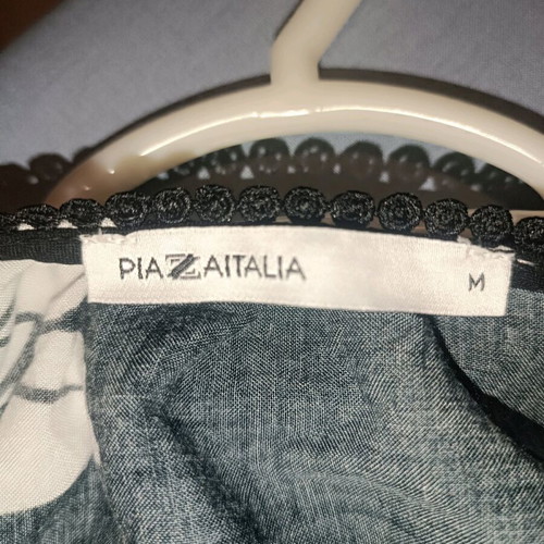 Piazza Italia dress Medium like new, black and white