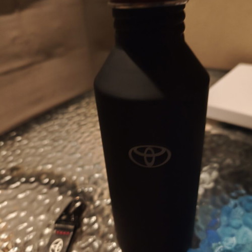 Θερμός και μπρελόκ Toyota χρησιμοποιημένα, σαν καινούργια