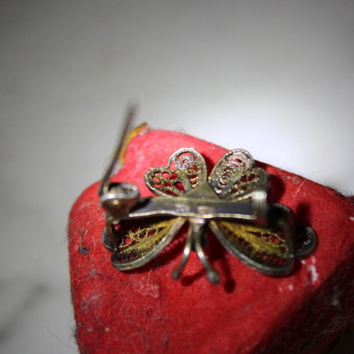 Various women's jewelry
