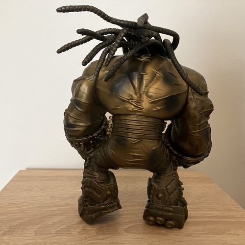 The Creech Gold/Bronze Variant figure used, Spawn Series 12 McFarlane Toys 1998