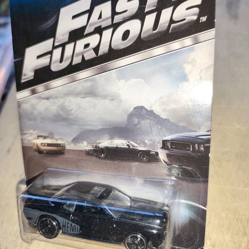 Hot Wheels Diecast Fast & Furious '08 Dodge Challenger SRT8 New