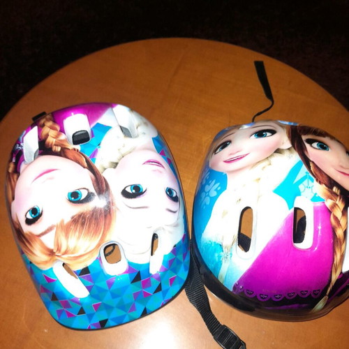 Frozen bicycle and scooter helmets like new, set of 2