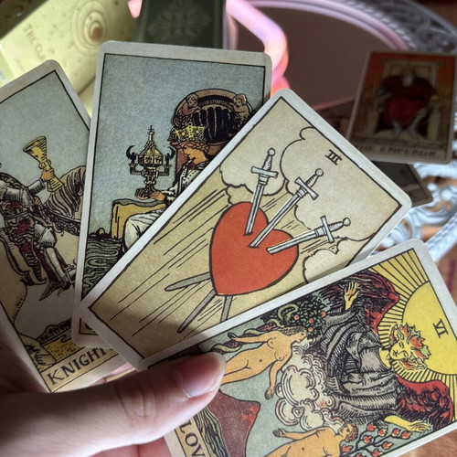 The Classic Tarot 78 κάρτες με οδηγό