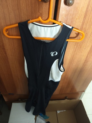 Αθλητική γυναικεία φόρμα Pearl Izumi M, μαύρο και άσπρο