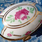 Porcelain egg limoges
