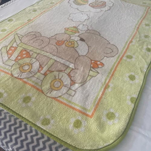 Children's thick blanket used 1 x 1.45