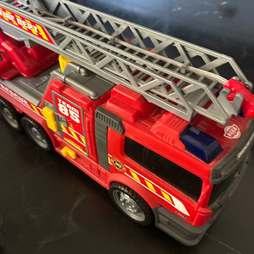 Dickies fire truck large used with lights and sound 35 cm