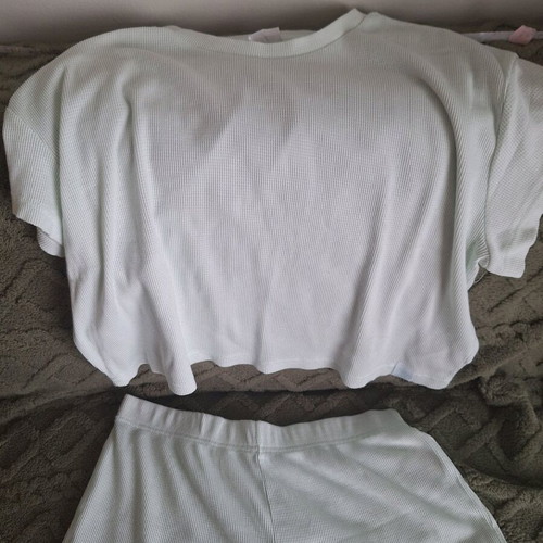 Set white t shirt and shorts new, size XL