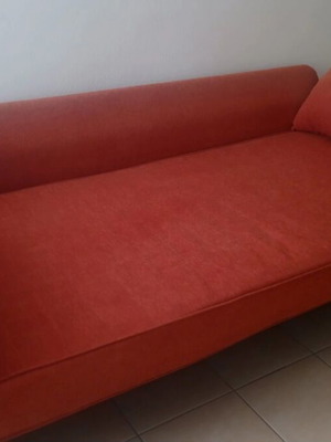 Three-seater sofa like new, 1.95 m length, brick color