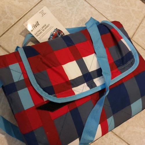 Crivit Picnic Blanket XXL new with thermal insulating bottom