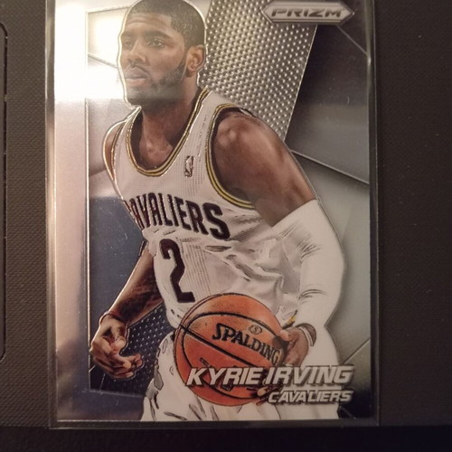 Panini Prizm Basketball 2014-15 #18 Kyrie Irving card new