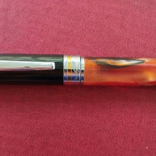 Iridium Point Pen with Signature new, acrylic brown-amber body