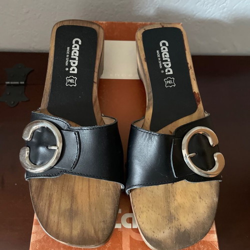 Wooden black sandals like new, size 37