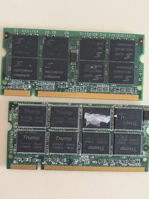 Μνήμες laptop 1GB σαν καινούργιο