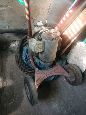 Ridgit Kollmann drain machine used with 4 springs 6 meters