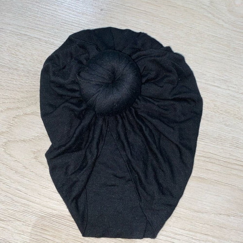 Baby hat like new, very soft cotton