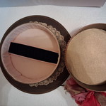 Women's jewelry box used, hat-shaped, red and pink