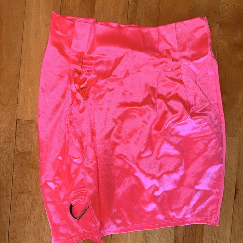 Pink satin skirt, size M