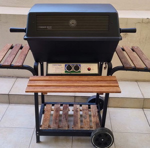 Πωλείται BBQ - ψησταριά CORDON BLEU.
