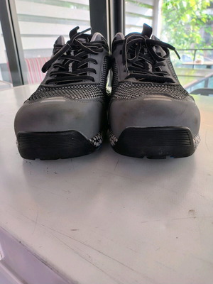 Safety shoes like new, size 46