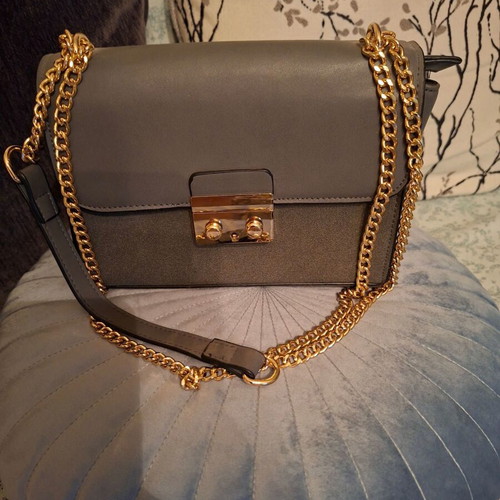 Crossbody bag with chain, grey